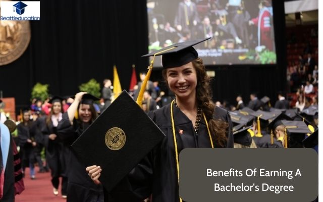 Benefits Of Earning A Bachelor's Degree