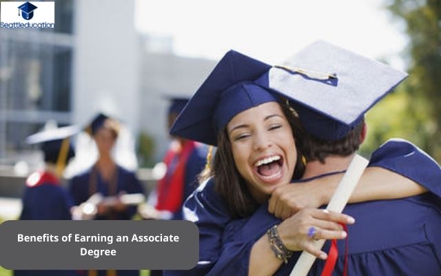 Benefits of Earning an Associate Degree